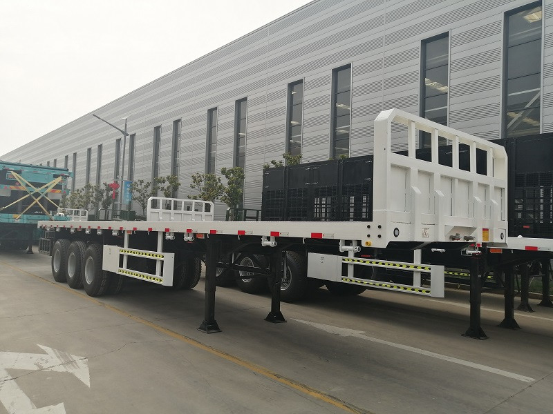 CKD THREE AXLES CONTAINER SEMI TRAILER WITH COLOMN BOARD