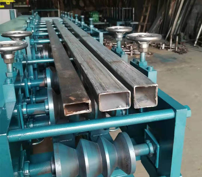 Buy Mild Steel Box Section 2x2 Square Tubing Machine from Shenzhen ...