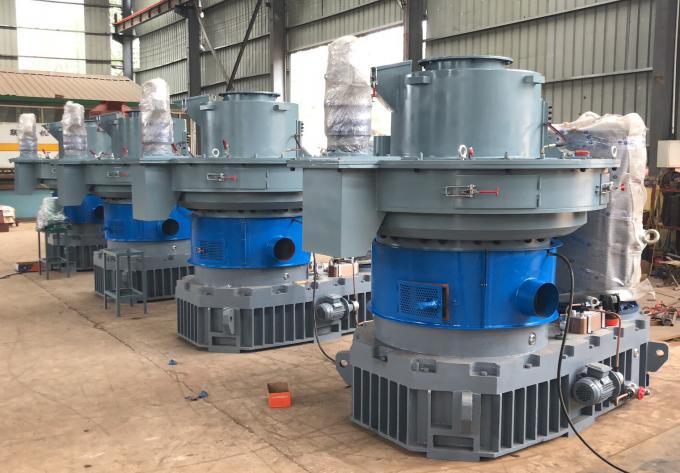 2Ton /h 132kw vertical ring die biomass energy hard wood pellet making machine