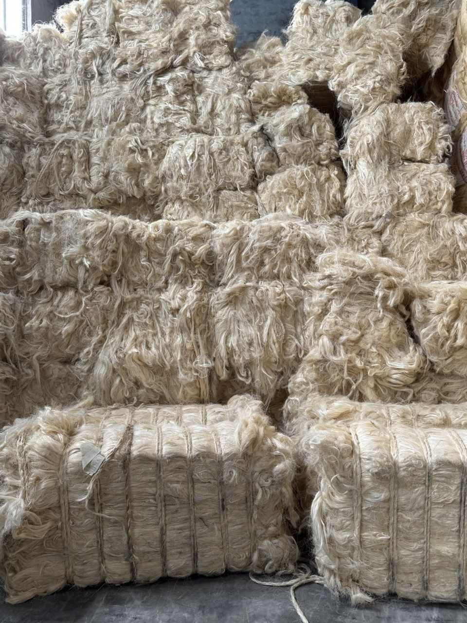 White Sisel Buy Top Grade Eco-friendly Sisal Fiber High Quality Raw Sisal Fibre For ...