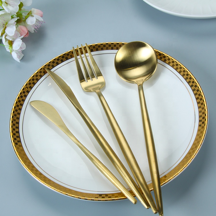 https://img2.tradewheel.com/uploads/images/mce_uploads/wedding-1810-stainless-steel-spoon-fork-and-knife-gold-cutlery-set-gold-plated-eating-utensils-cutlery-flatware-set2-0192471001608106569.jpg