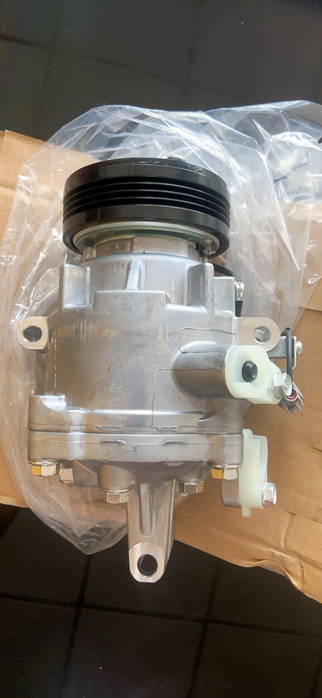 Buy Auto Ac Compressor For Suzuki Swift 20102016 Aks200a205 9520068la2