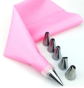 8 PCS/set Silicone Kitchen Accessories Icing Piping Cream Pink Pastry Bag + 6 Stainless Steel Nozzle DIY Cake Decorating Tips