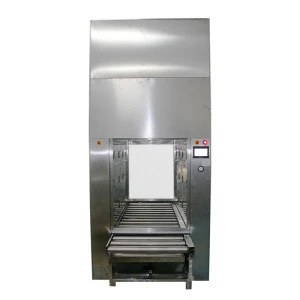 Air shower pass box with automatic conveyor belt