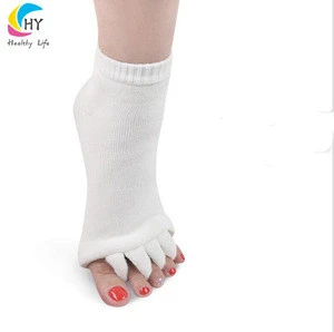 Amazon Hot Selling Toe Separator Massage Cotton Yoga Toe Sock