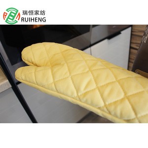 heat resistant microwave gloves/oven mitts and potholder