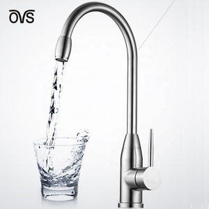 Hot Sale Smooth Inner Wall Closeout Kitchen Faucets
