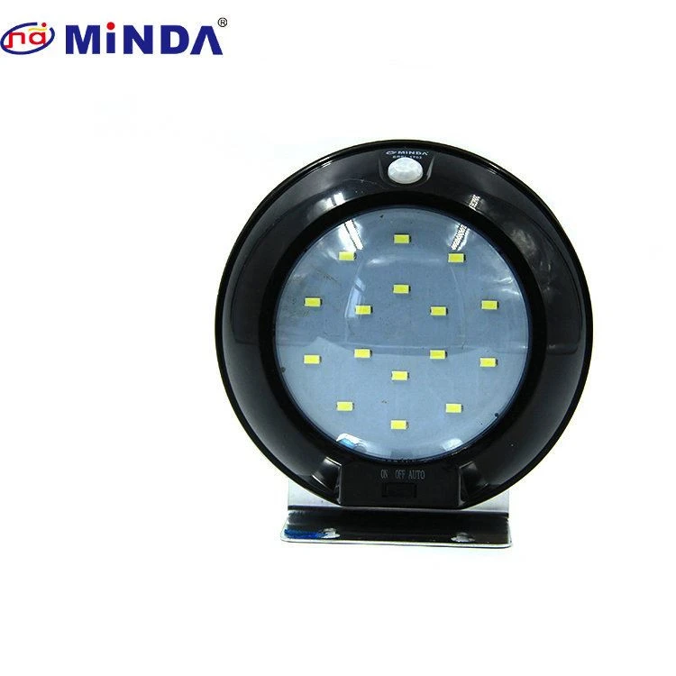 Incandescent outdoor water-resistant solar led ground light
