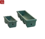 plastic food feeder to large farm animals