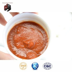 strong flavor hot Sriracha chilli sauce