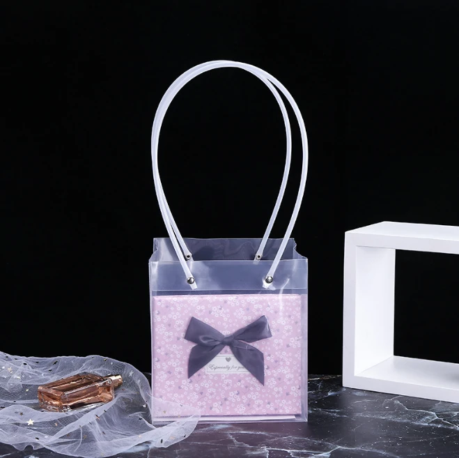 TGBA-8d024 Transparent PVC Gift Bag with Handle Clear Plastic Handbag For Flower Gift Clothing Cake