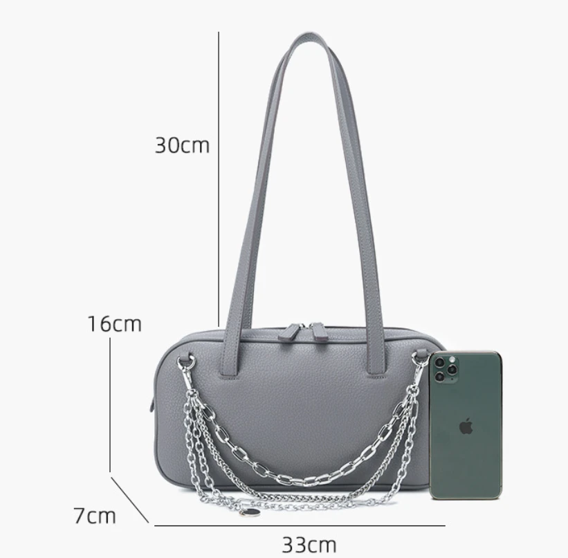 The new large-capacity casual fashion underarm bag is easy to take ins one-shoulder chain bag texture
