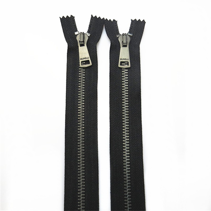 Wholesalers Clothing Accessories Nickle Zipper 5 Black Large Big Teeth Metal Zipper For Jacket