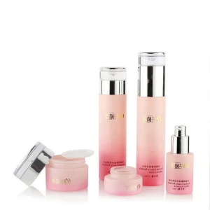 Fashionable 30Ml Pink Skin Care Cosmetic Glass Bottlte Lotion Bottles Set With Pump