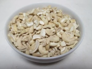 Organic Raw Cashew Pieces, 2 lb bag greenbulk