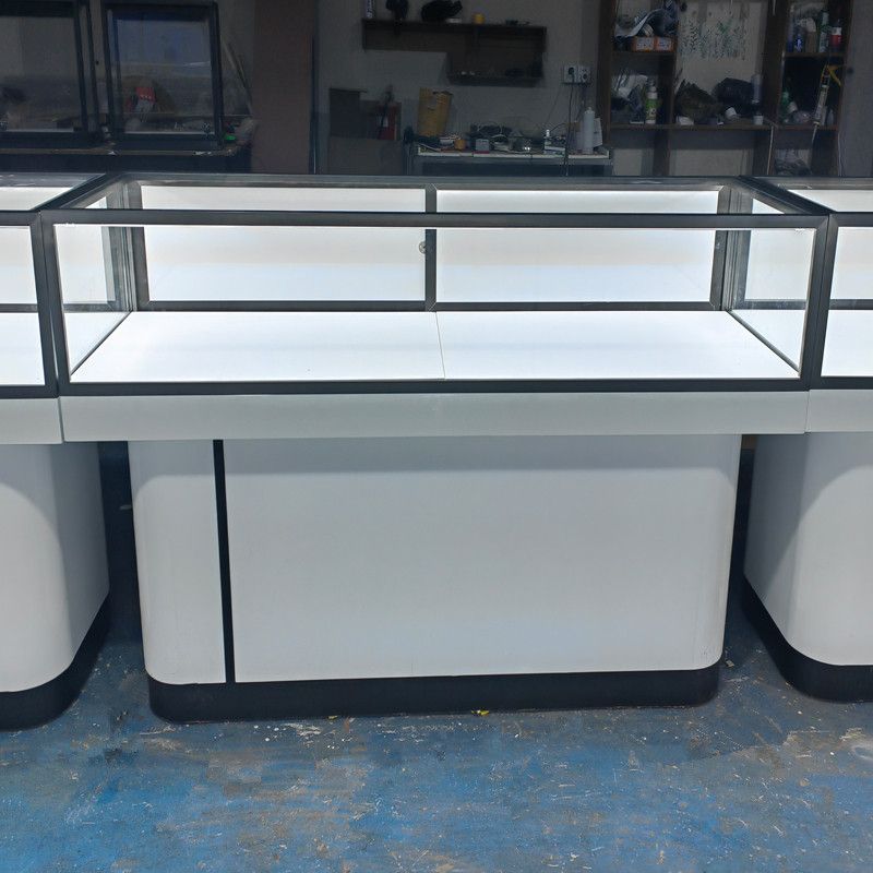 Buy Jewellery Shop Counter Design from GuangZhou Ding Yang Commercial ...