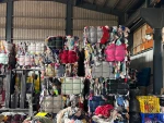unsorted second-hand clothes