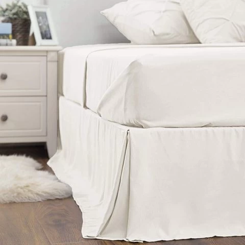 Factory Wholesale OEM ODM Custom Pinch Pleat Cream Bedding Comforter Sets 8 Pieces Pintuck Bed Comforters Duvet