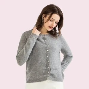 Hot Selling Ladies High Quality Cashmere Long Sleeve Cardigan Casual round Neck Knitted Sweater Girls Autumn Clothes