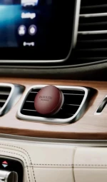 Lambskin car aromatherapy luxury car air outlet lasting fragrance high-end gift ornaments