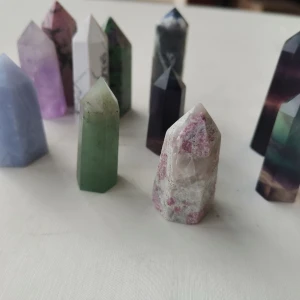 Natural stone quartz wand Crystal column crystal points crystals healing stones