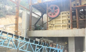 PE750*1060 Jaw Crusher Mining Crushing Machine used in mineral construction  stone crushing