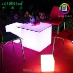 Professional 60cm polyethylene waterproof IP68 Outdoor led cube table/chair/desk for restaurant led event furniture