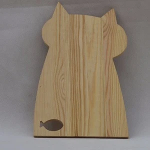 Various shapes of a variety of wooden Food chopping board