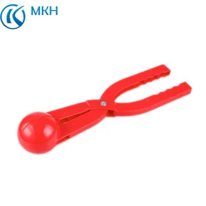 Winter Snow Fight Snowball Maker Clip for Outdoor Sports