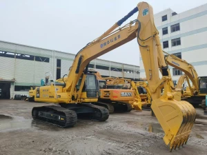 Used Komatsu 22ton Hydraulic excavator secondand komatsu pc220~8