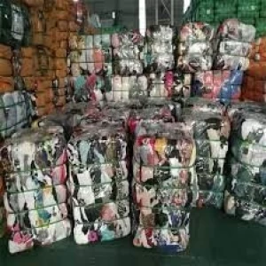 Grade a used clothes bales apparel stock used clothing clothes wholesale used