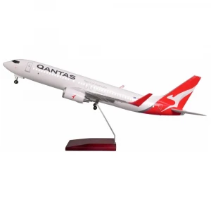 Wholesale OEM Boeing 737-800 Qantas Airways LED Airplane Model 1/85 Scale