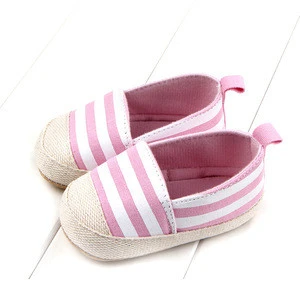 2018 China supplier keeping baby warm and cosy new arrival prewalker baby shoes