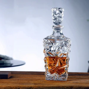 2021new design Lead-Free Whiskey Glass China Factory Best Selling Glass Whiskey Decanter