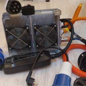 6.6 KwcOn Board Lithium Ion 48v Electric Bike With Bus In Chargers Can 72v Air Cooling Systems Battery Charger Supplier