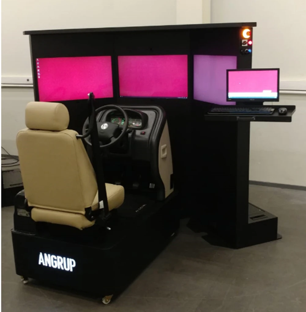 Best RHD Car Simulator Used For Driver Training