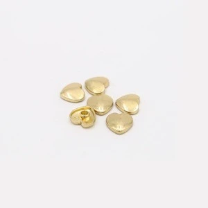 Best selling gold solid metal garment rivets,heart shape stylish metal rivet for clothing