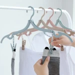 Children Use Non Slip Swivel head3D Lenticular Printing plastic shoes hanger