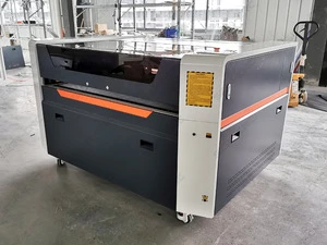 CNC Control Professional Factory CO2 Laser Cutting/Engraving Machine 1390