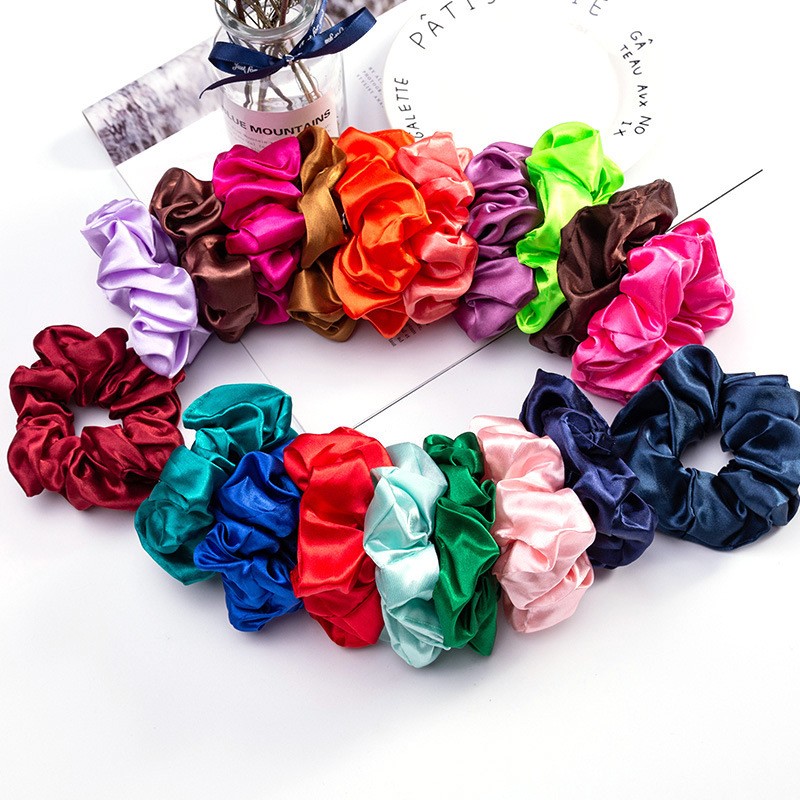Factory Custom Fashion Women Hair Accessories Fabric Solid Colors Elastic Hair Ties Velvet Scrunchies Wholesale