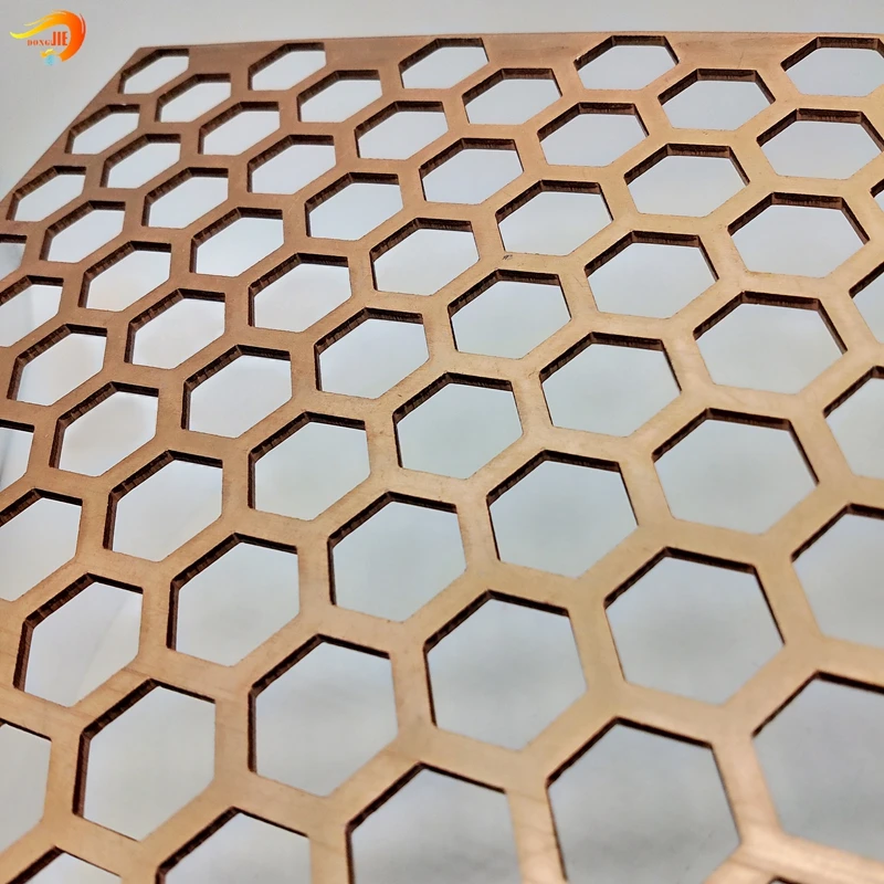 Good quality decorative wire mesh aluminum perforated screen