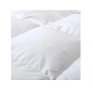 Heavy Weight 100% Cotton White Quilt Fillings Available In Best Quality