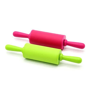 High quality factory direct selling silicone kids kid rolling pin roller pins with plastic handle for bakery