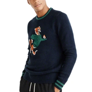 Man Embroidered Logo Fashion Sweater