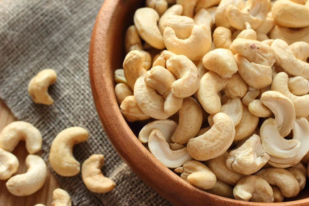 Manufacture Products Roasted Salted Vietnam Export Products Cashew Kernel Nuts Kernel Raw Cashew Nuts