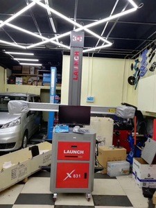 Newest Launch brand used 3D wheel alignment X-831S forever free update/wheel aligner