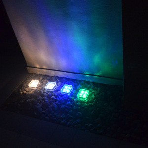 Outdoor Waterproof RGB White IP65 Glass LED Ice Paver Solar Powered Brick Light