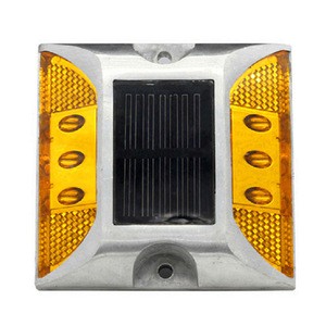 Square brick shape Solar road or lane markings Double Sides Cast Aluminum Alloy Reflect Light