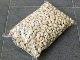 Top Quality Natural Raw and Dried Roasted Cashew Nuts W240 &amp; W320