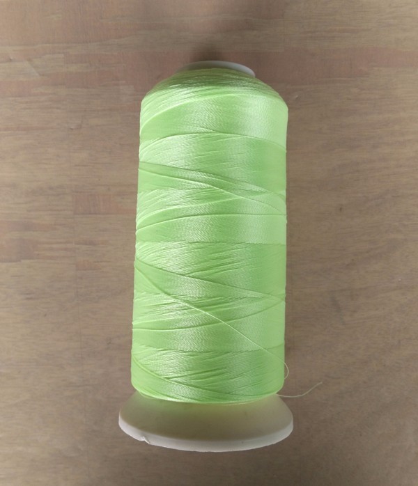wholesale factory price polyester Glow In The Dark Yarn / thread for embroidery